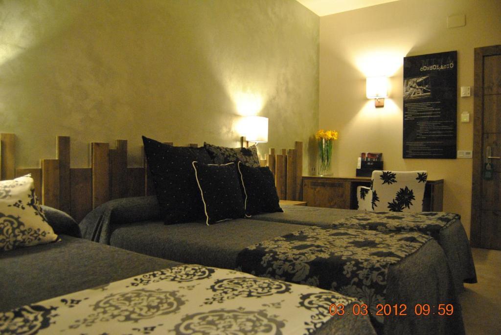 Santa Bárbara Hotel Sant Corneli Quarto foto